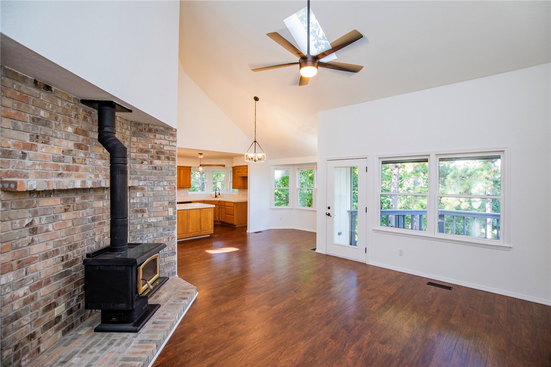 CROW'S NEST THIRD ADD - Residential Lease