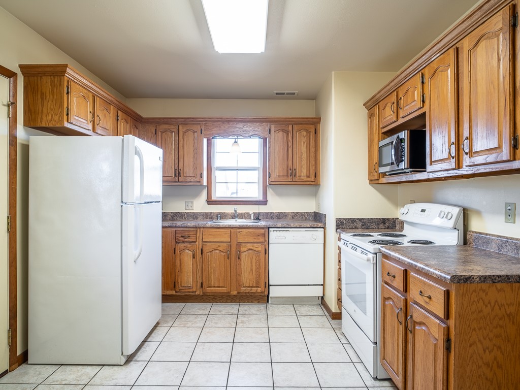 Felkers Sub Rogers - Residential Lease