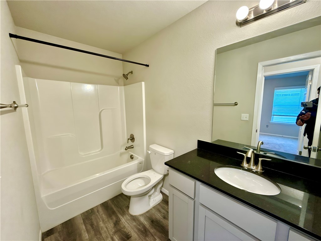 Lakewood Crossing - Residential Lease