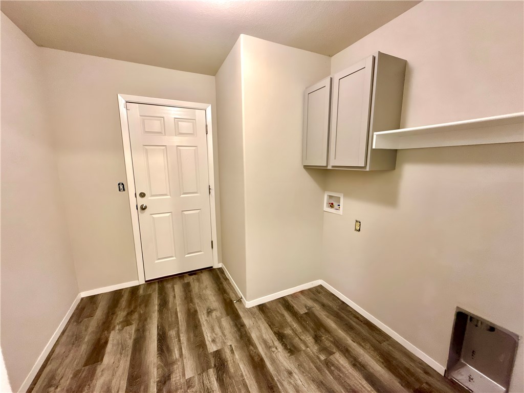 Lakewood Crossing - Residential Lease