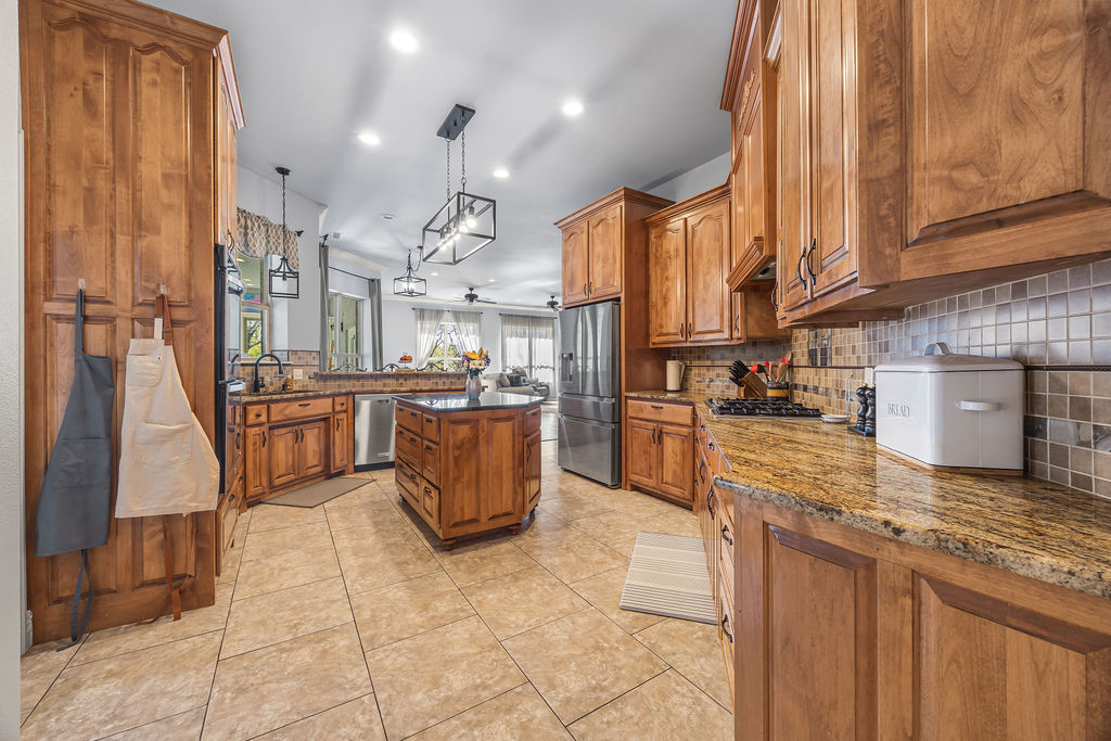 Phoenix Acres Gravette - Residential