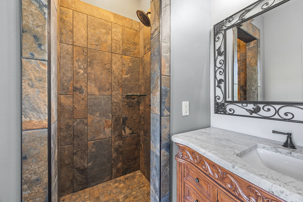 Phoenix Acres Gravette - Residential