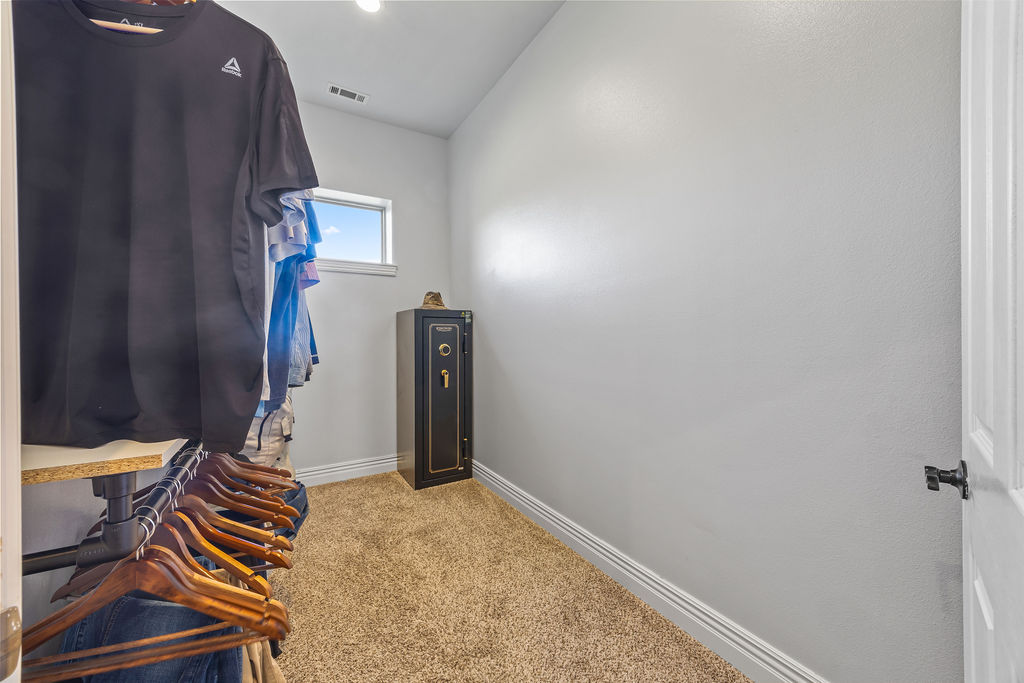 Phoenix Acres Gravette - Residential