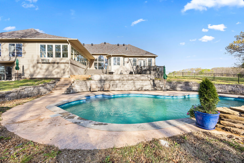 Phoenix Acres Gravette - Residential