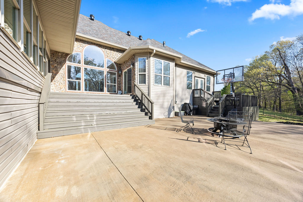 Phoenix Acres Gravette - Residential