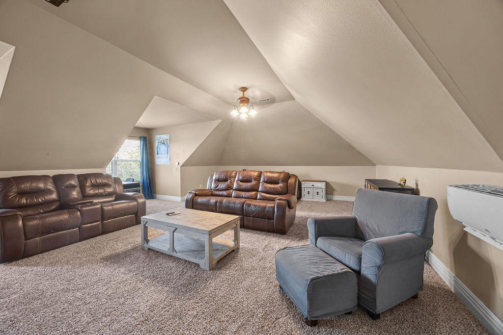 Phoenix Acres Gravette - Residential