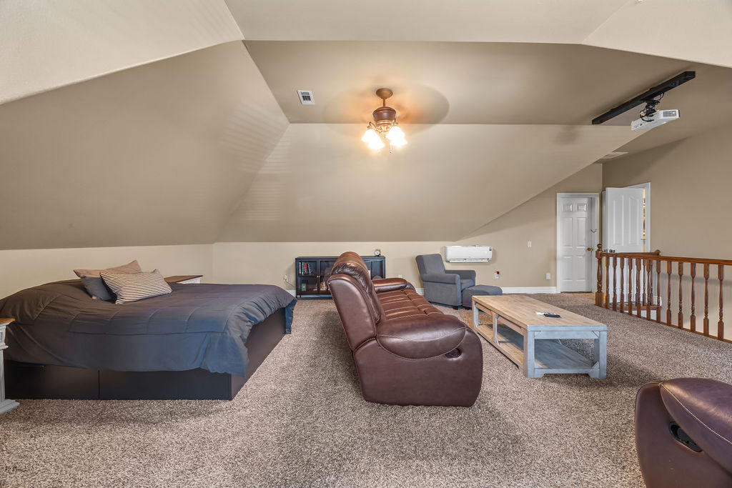 Phoenix Acres Gravette - Residential