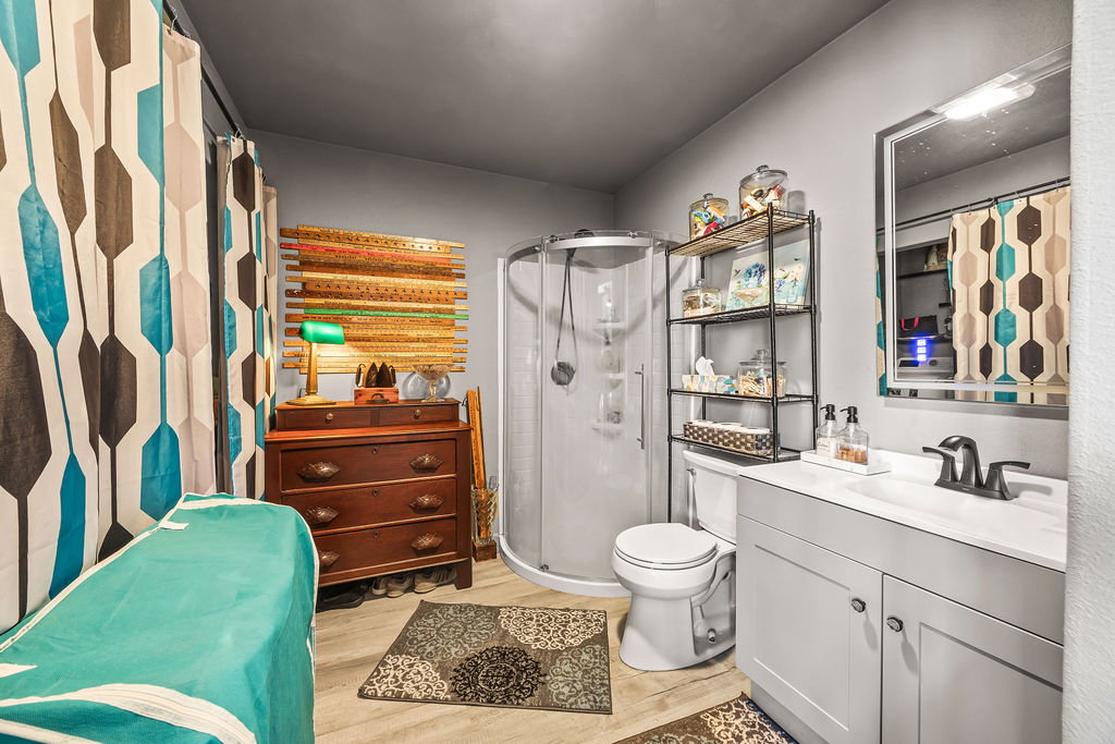 Phoenix Acres Gravette - Residential