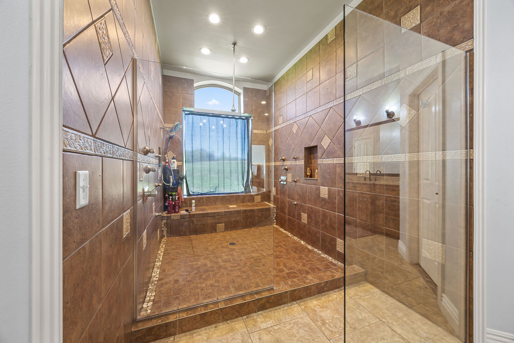 Phoenix Acres Gravette - Residential