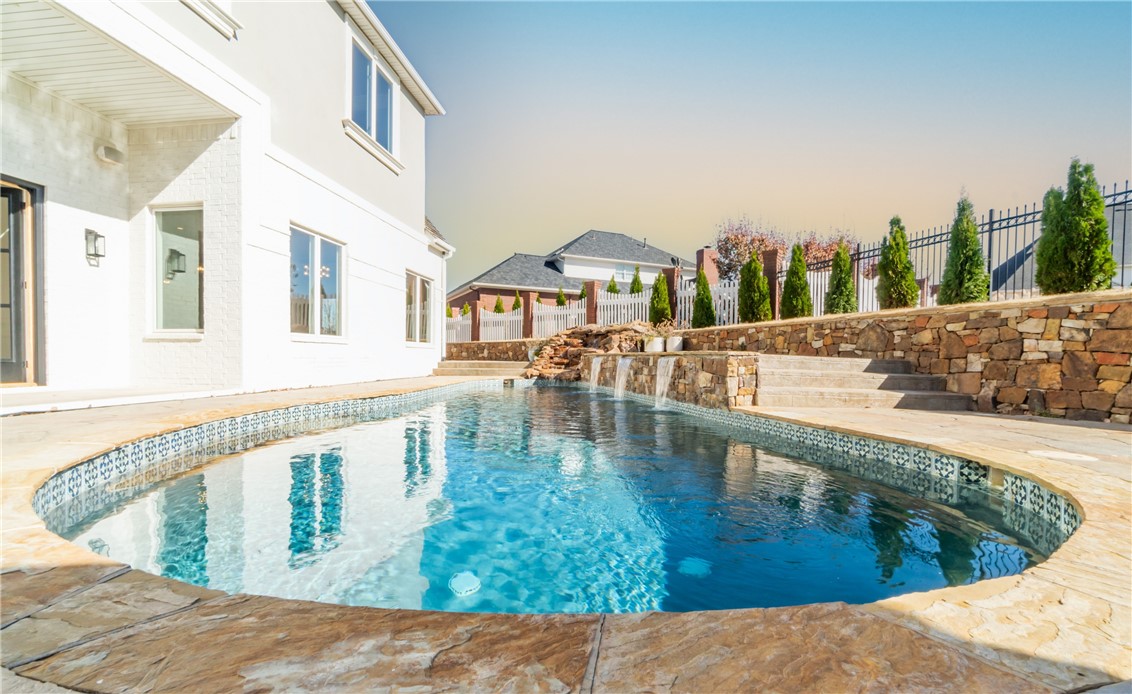 Pinnacle - Residential