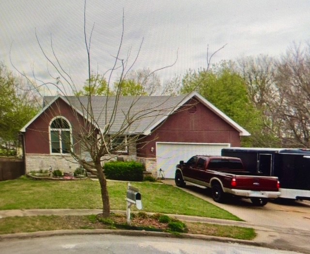 Nice big home updated completely 7 years ago -complete remodel. 4 bedrooms, 3 full baths, and 2 bonus rooms,pool, hot tub, outdoor storage room,storage building and all of this on a huge lot! Owner occupied