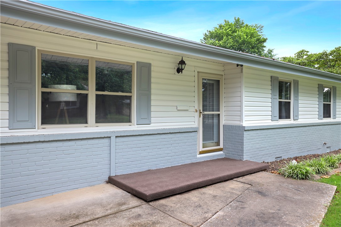 Manor Heights Sub Bentonville - Residential Lease