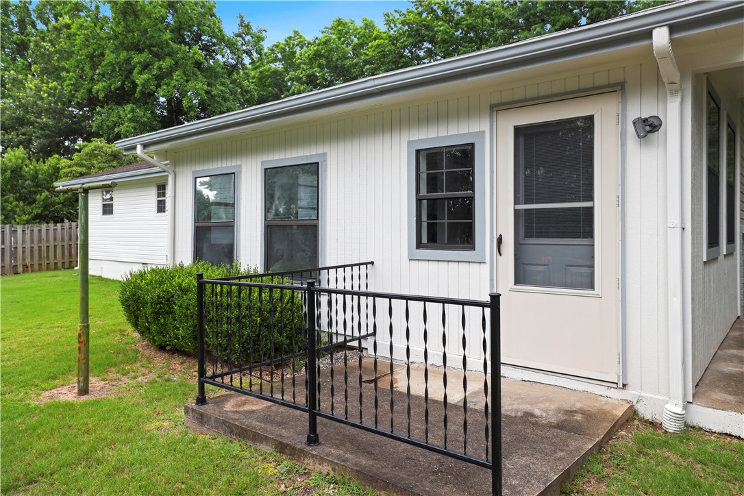 Manor Heights Sub Bentonville - Residential Lease