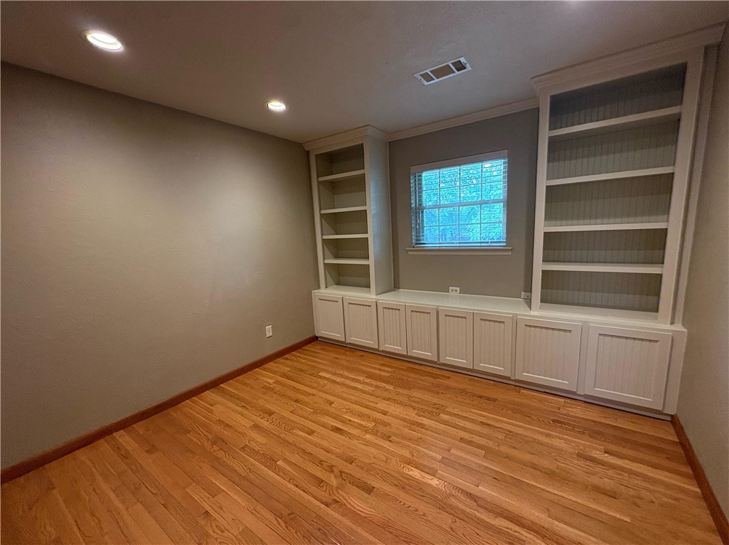 unlisted - Residential Lease