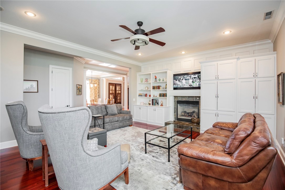 Bordeaux Sub Rogers - Residential