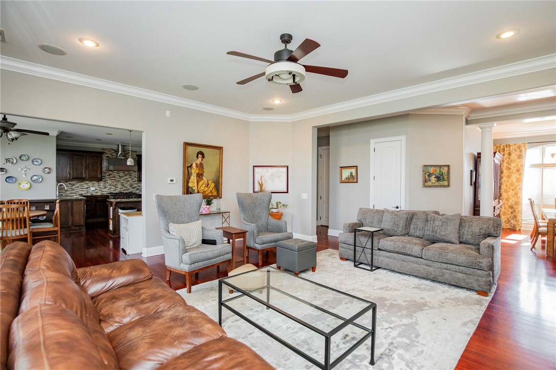 Bordeaux Sub Rogers - Residential