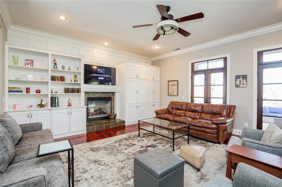 Bordeaux Sub Rogers - Residential