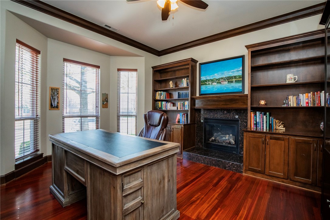 Bordeaux Sub Rogers - Residential