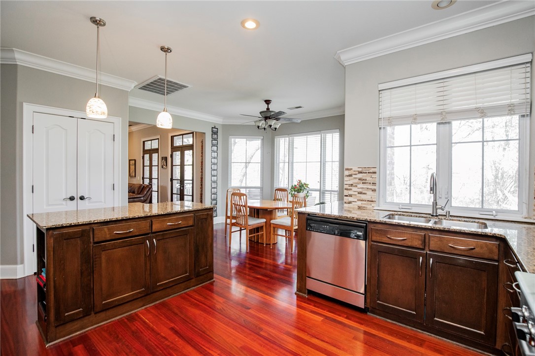 Bordeaux Sub Rogers - Residential