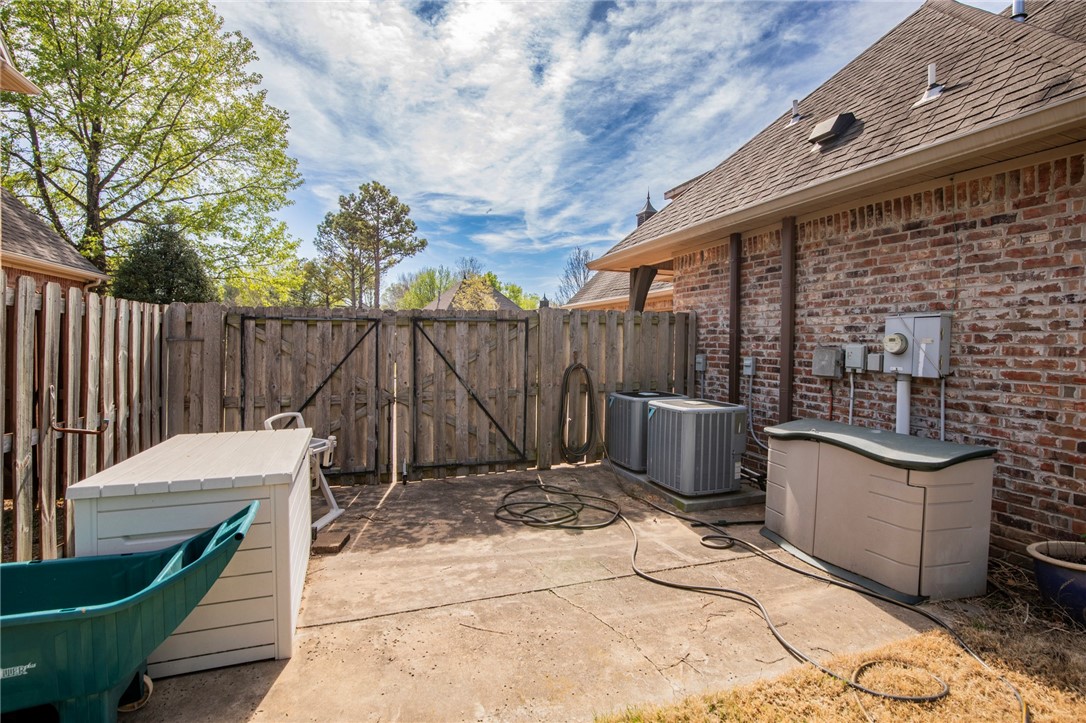 Bordeaux Sub Rogers - Residential