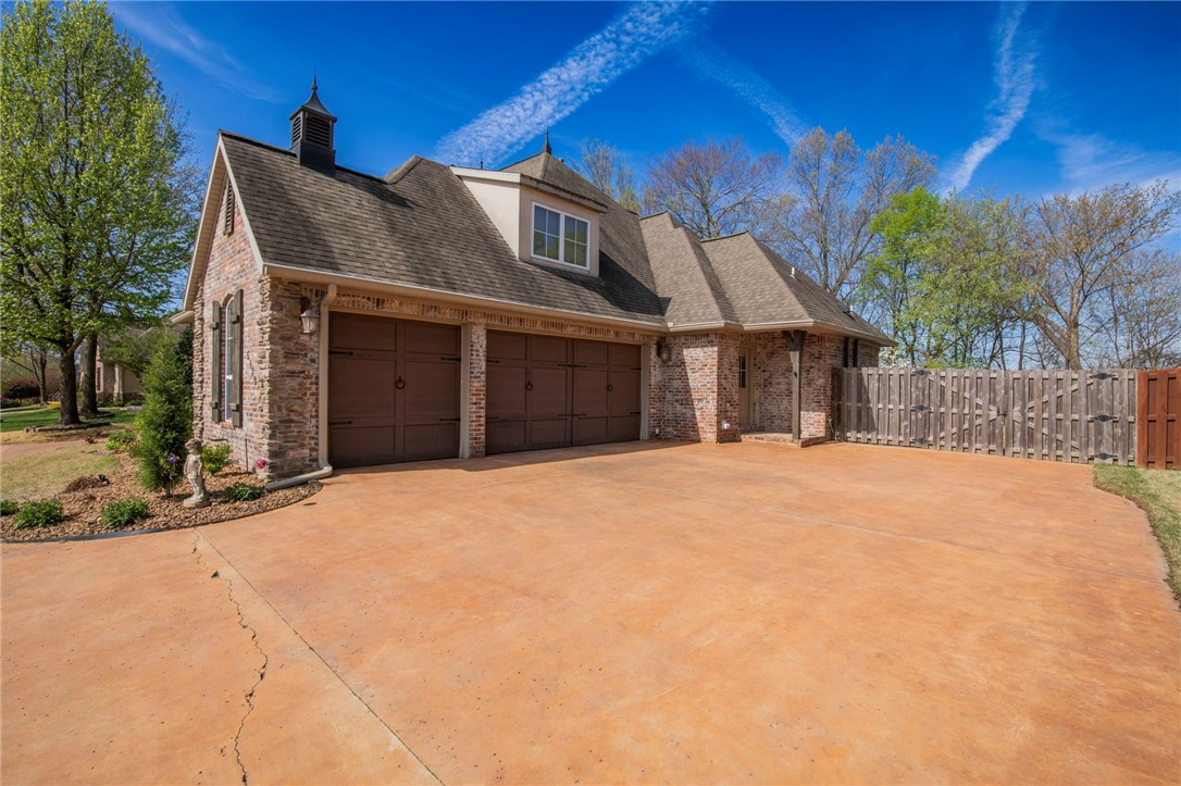 Bordeaux Sub Rogers - Residential