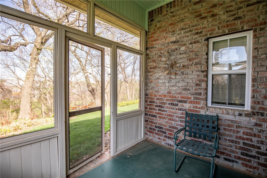 Bordeaux Sub Rogers - Residential