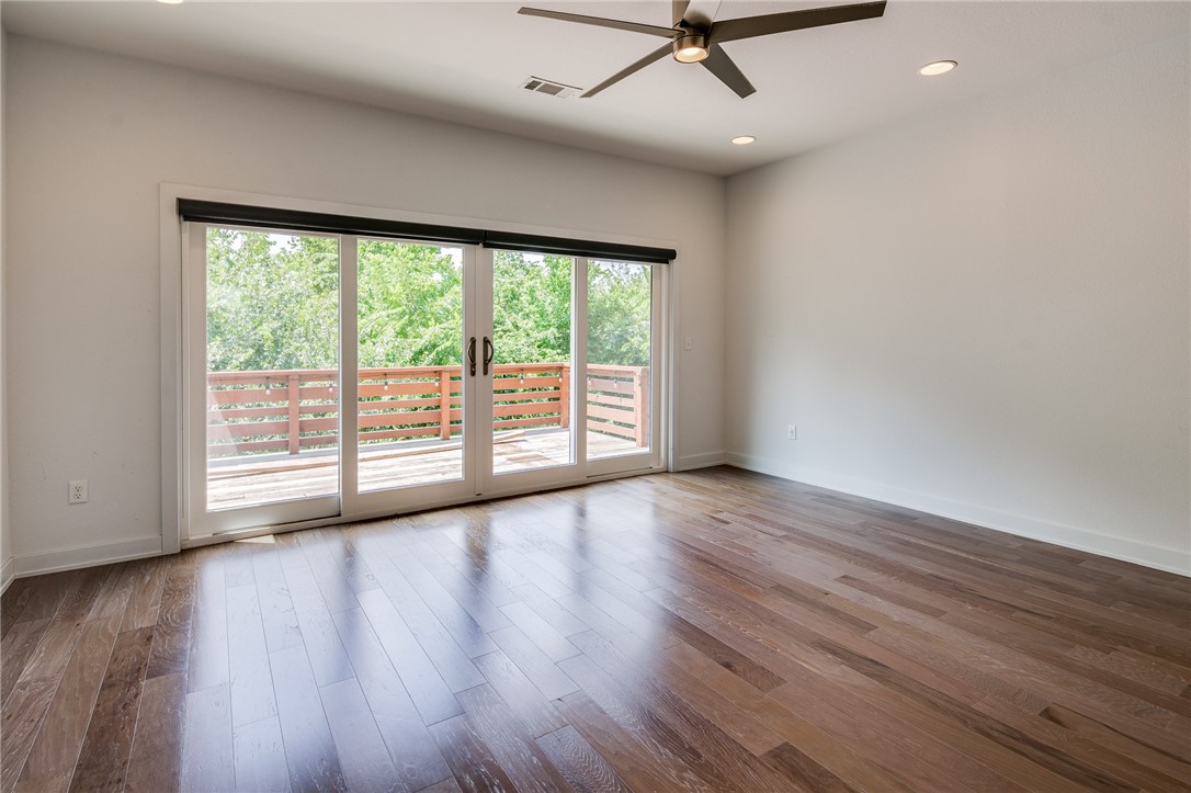Rocky Creek Sub Rogers - Residential Lease