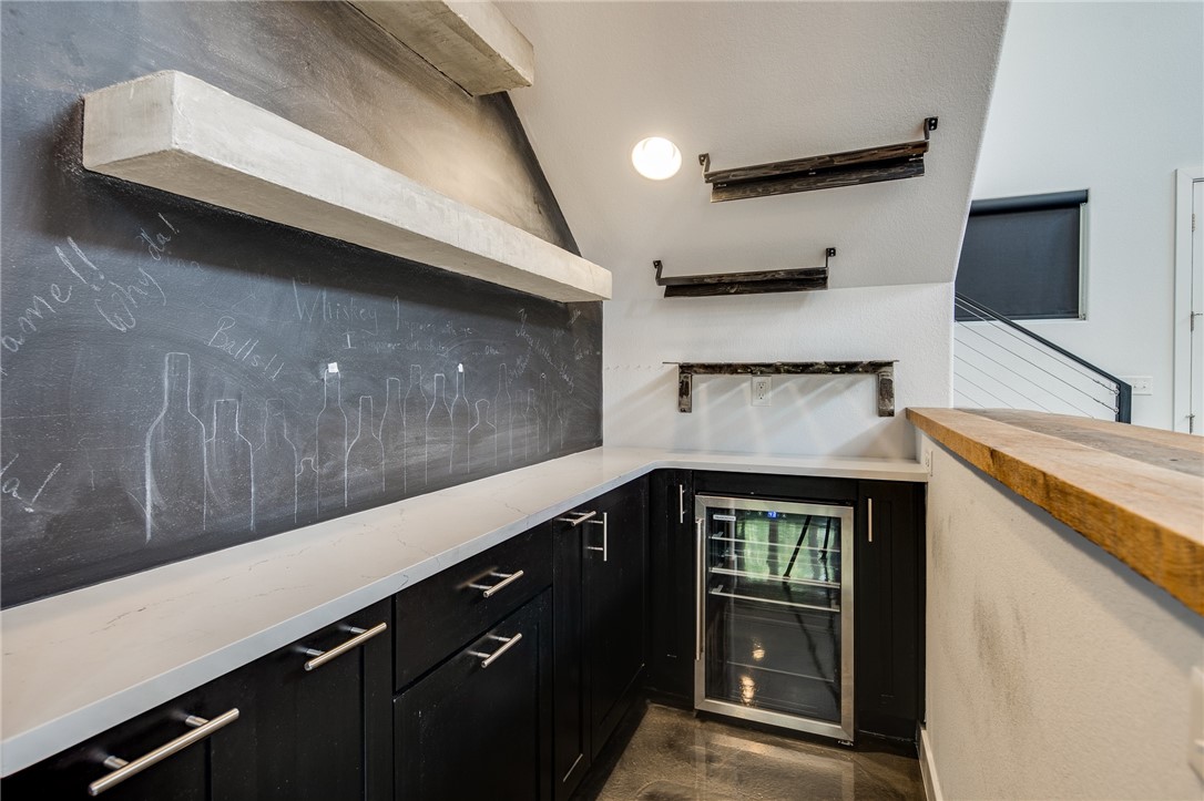 Rocky Creek Sub Rogers - Residential Lease