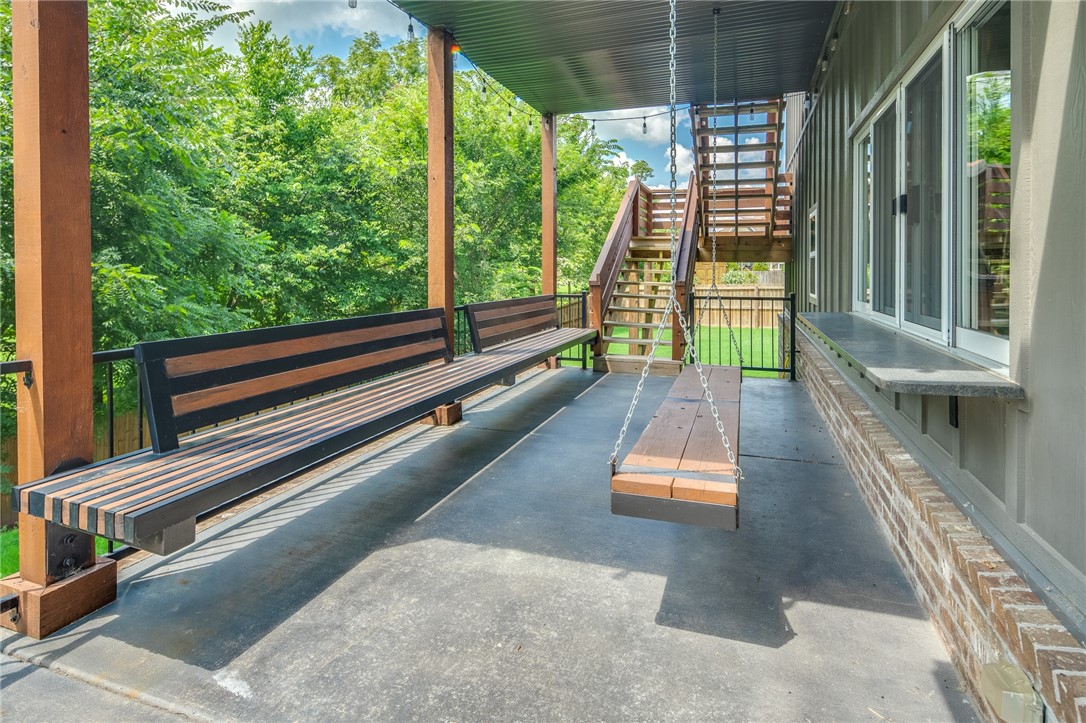 Rocky Creek Sub Rogers - Residential Lease
