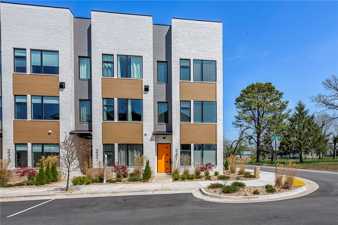Polson Sub Bentonville - Residential