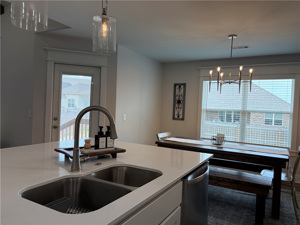 Riverwalk Ph 4 - Residential Lease