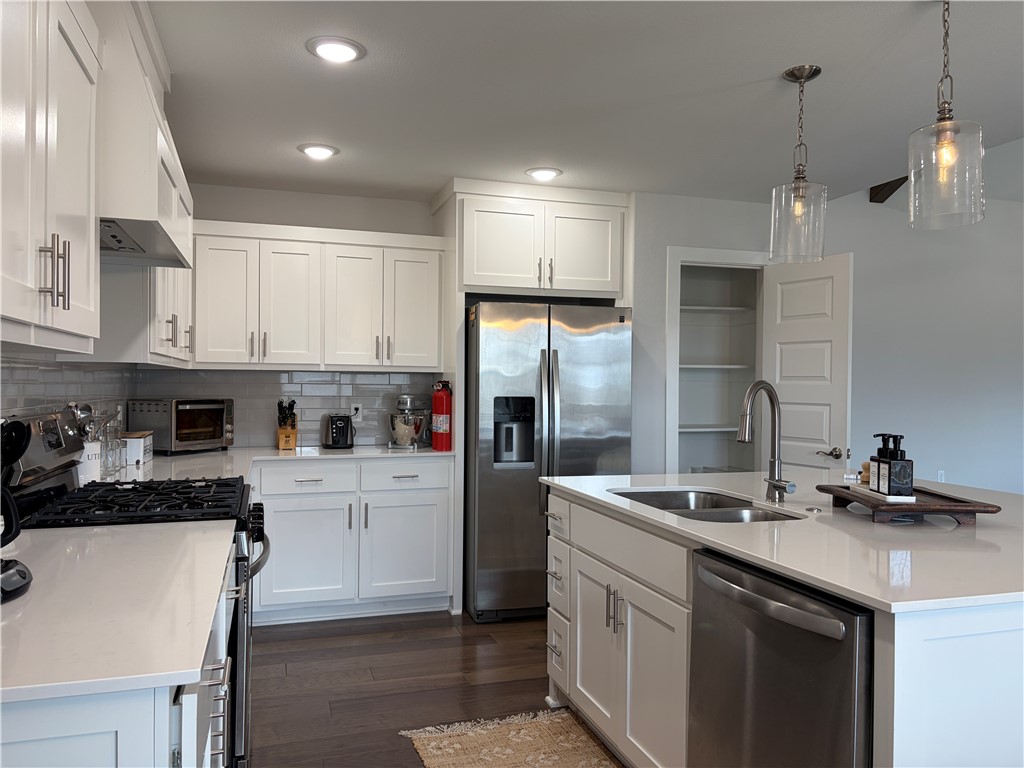 Riverwalk Ph 4 - Residential Lease