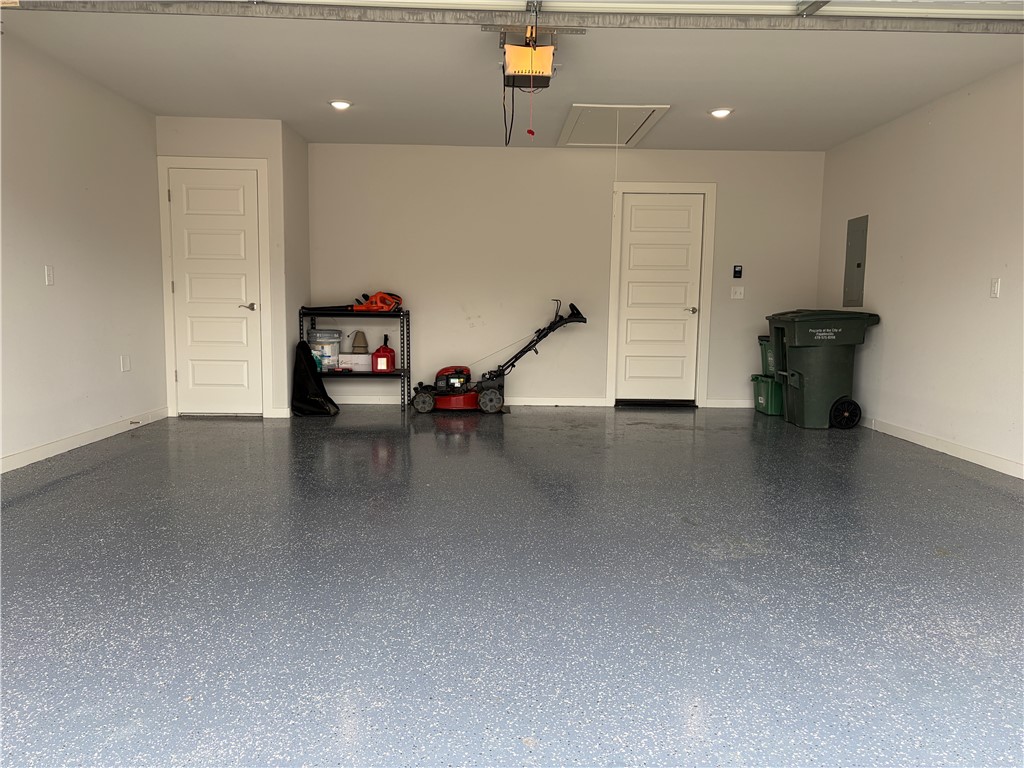 Riverwalk Ph 4 - Residential Lease