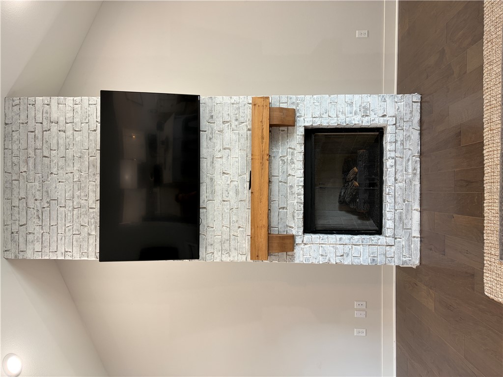 Riverwalk Ph 4 - Residential Lease