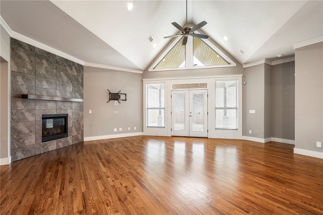 Woods Creek - Residential