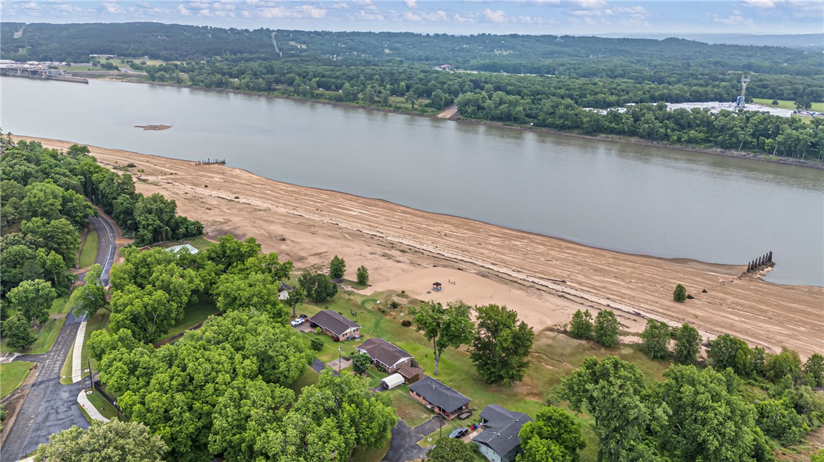 Bowman Dardanelle - Residential