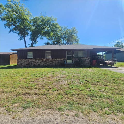 Photo of 108 Bowman Drive, Dardanelle, AR 72834 (MLS # 1346730)