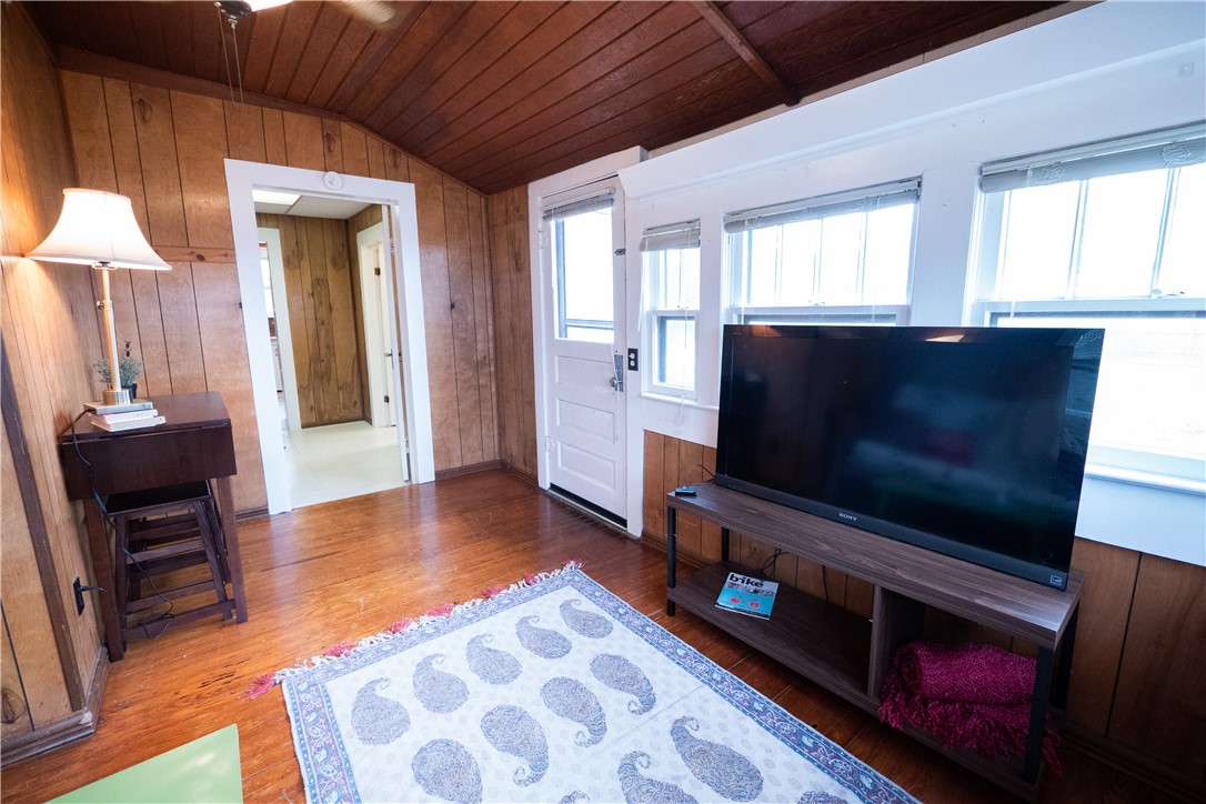 Burns Add Rogers - Residential Income