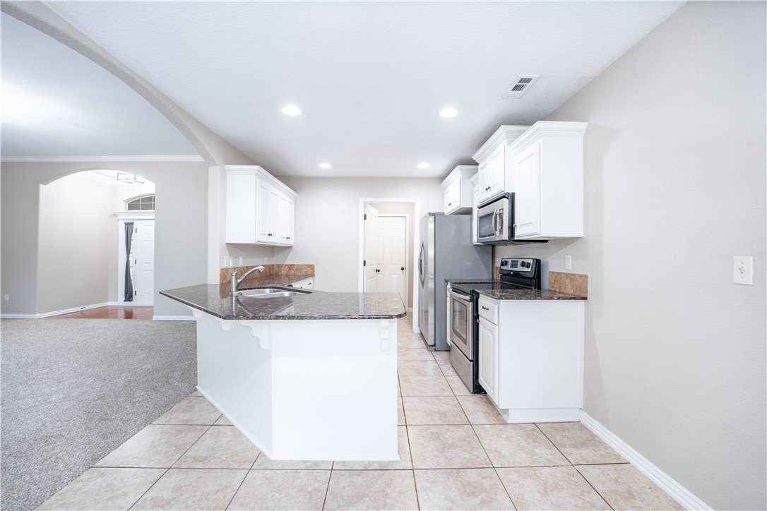 Bellwood Sub Ph I - Residential Lease