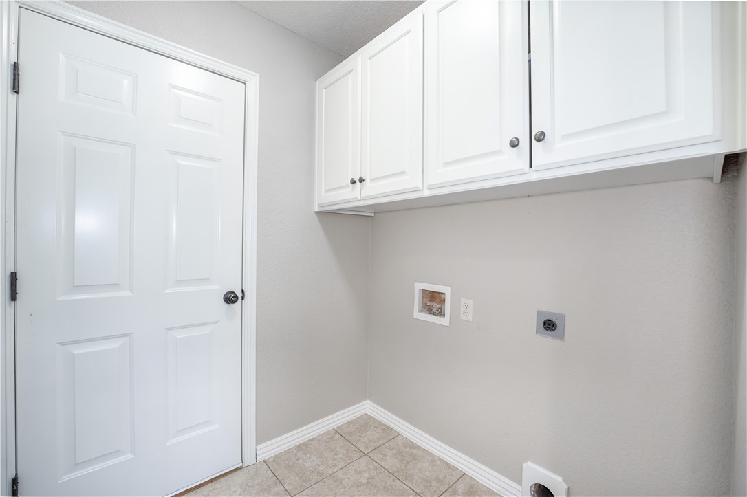 Bellwood Sub Ph I - Residential Lease