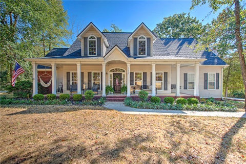 Photo of 17826 Bluff View Drive, Springdale, AR 72764 (MLS # 1361064)