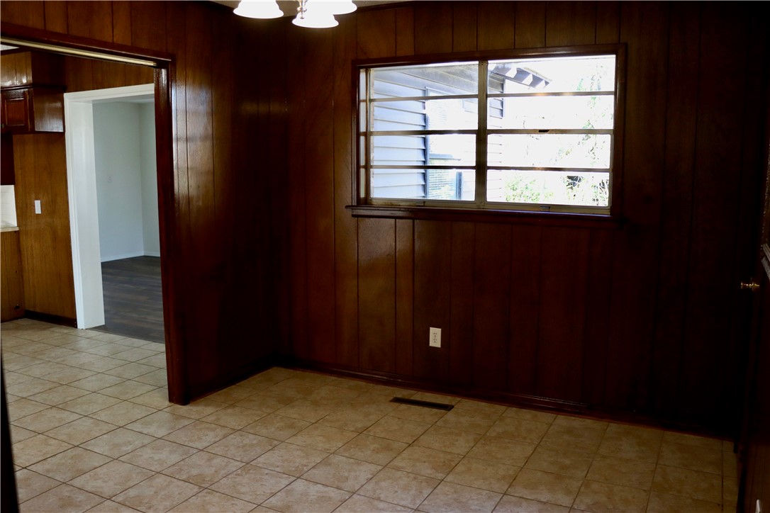 Clarksville 6923 - Residential