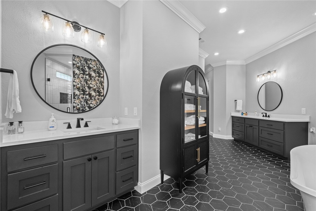 Pinnacle - Residential