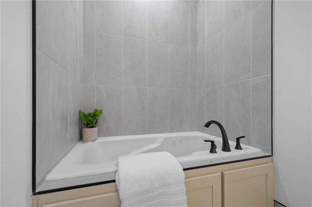 Walnut Grove Sub Ph Ii Bentonville - Residential