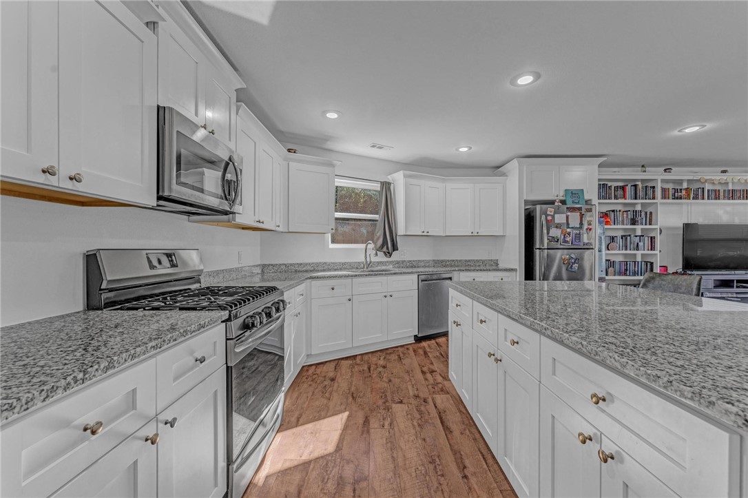 Cypress Acres Rogers - Residential