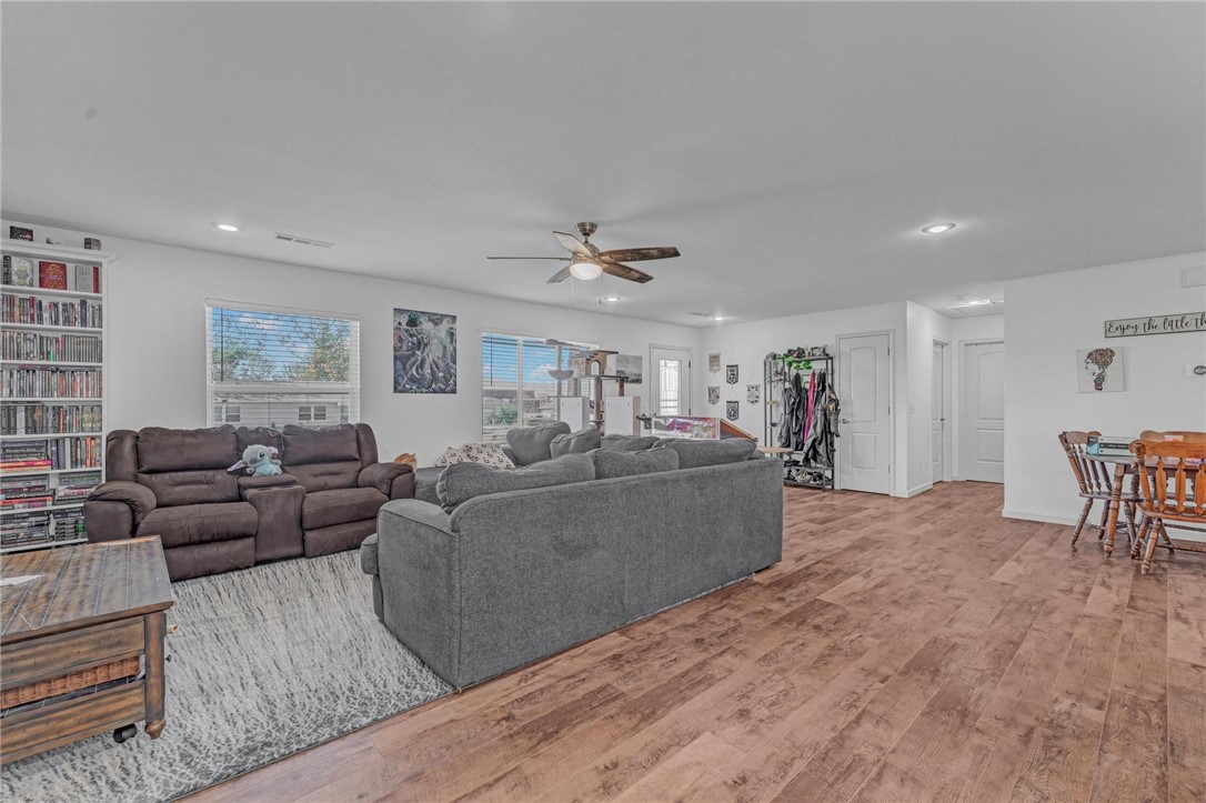 Cypress Acres Rogers - Residential