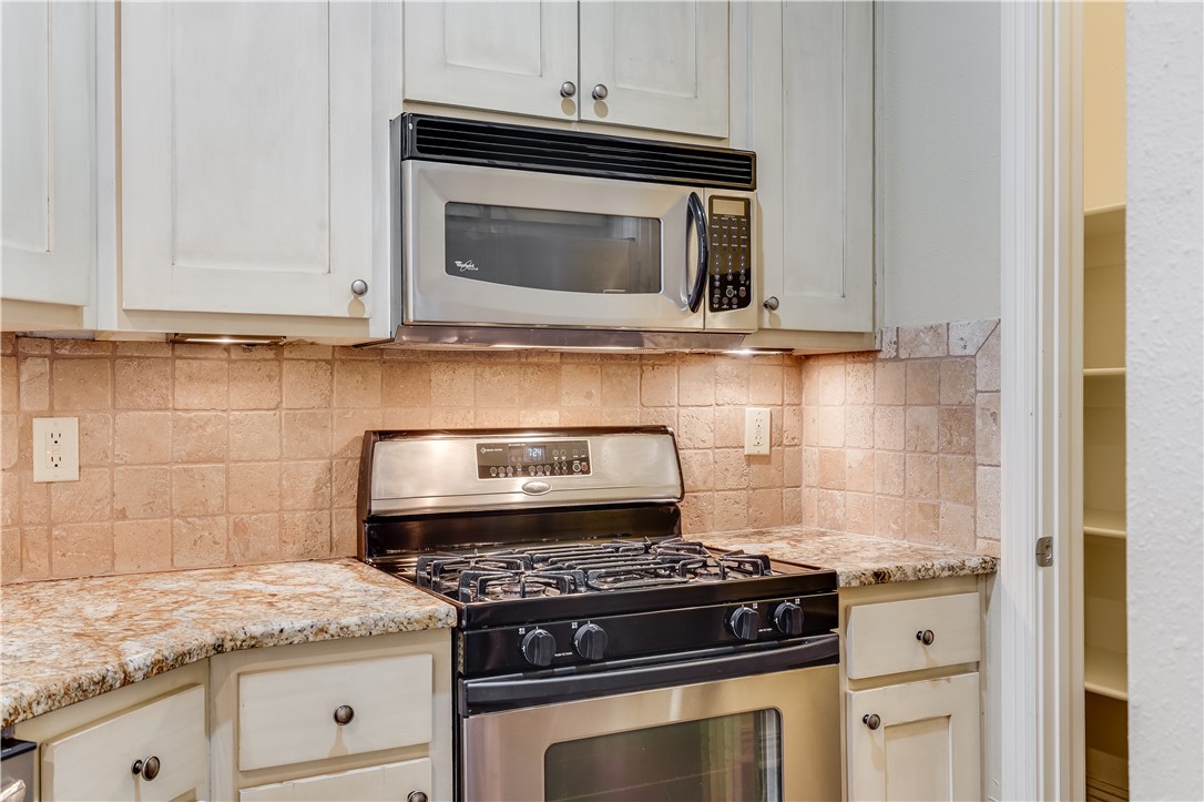 Peaks Ph II, The Rogers - Residential