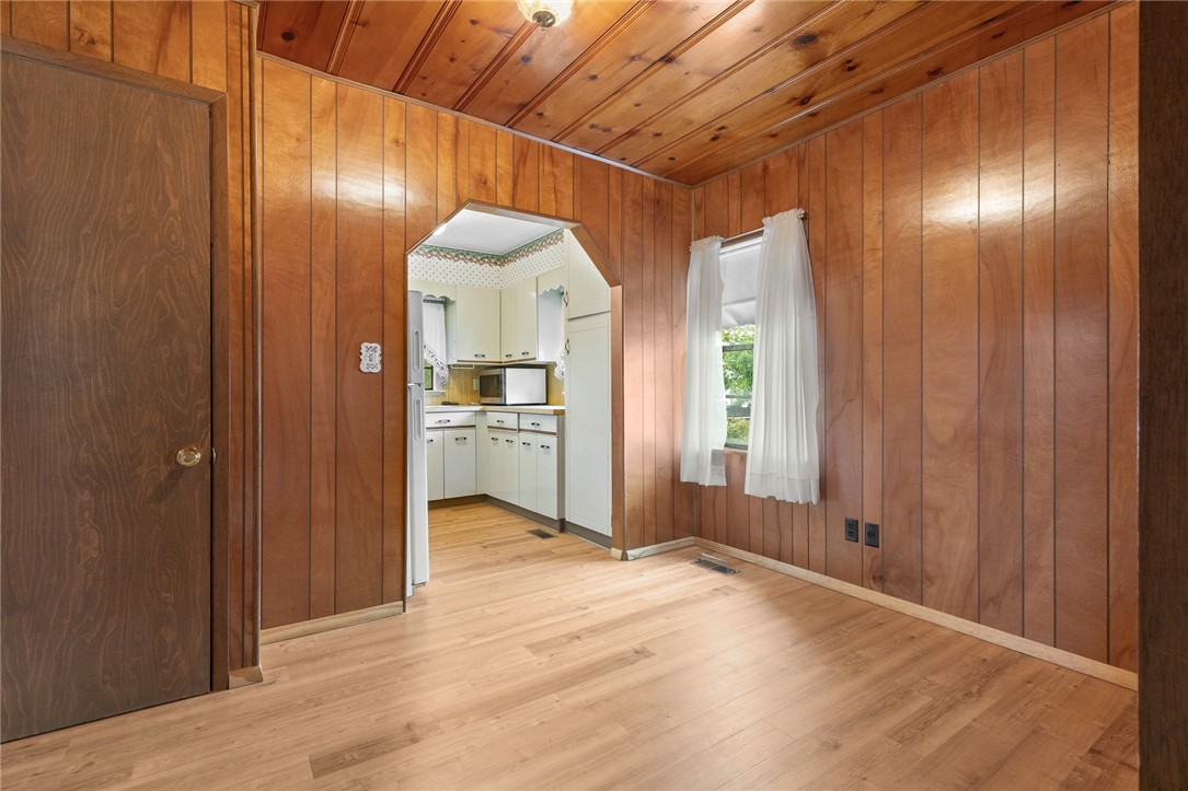 Holt Paradise - Residential