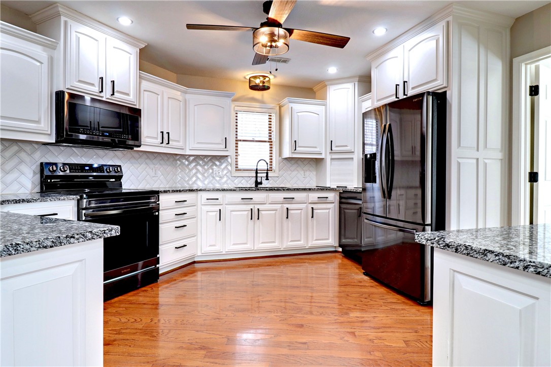 Horseshoe Hills - Residential