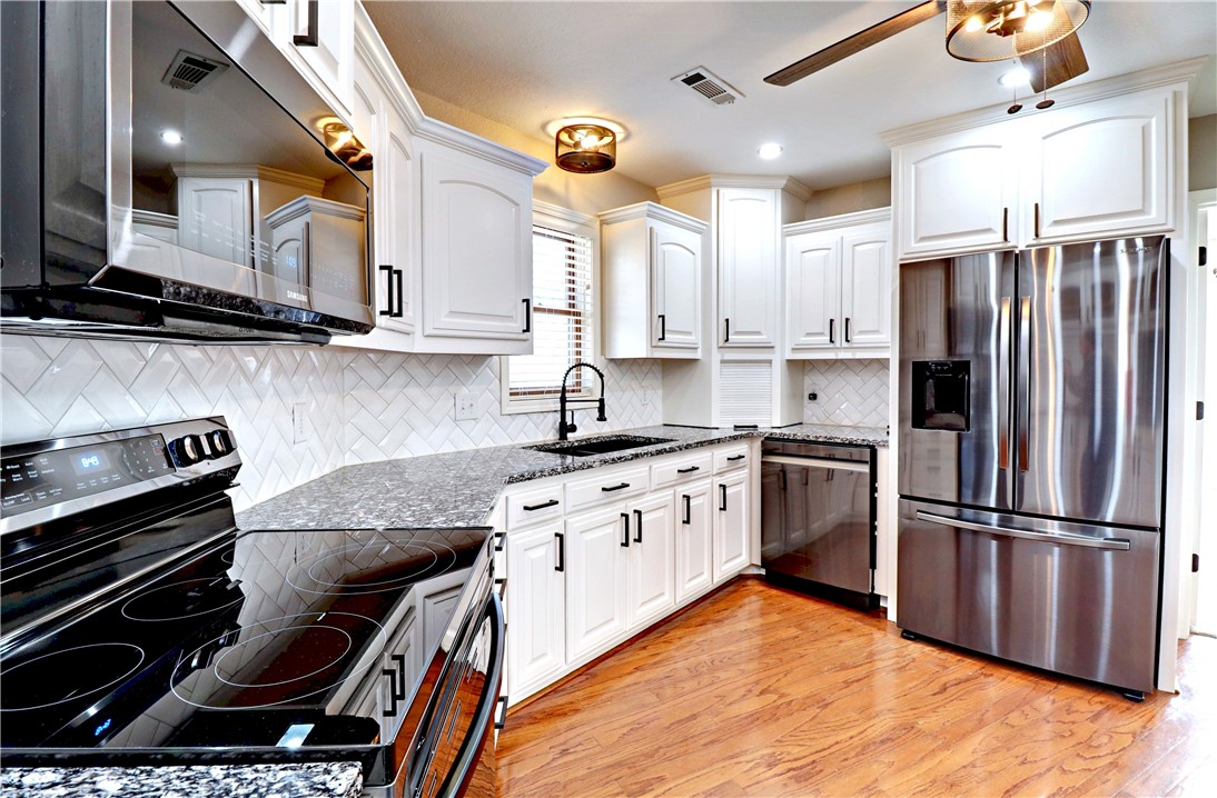 Horseshoe Hills - Residential